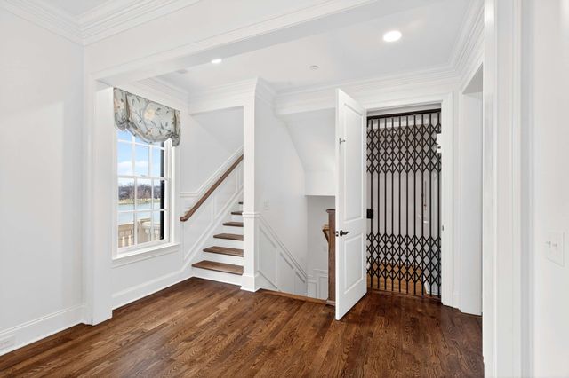 165 Front St, Franklin, TN 37064