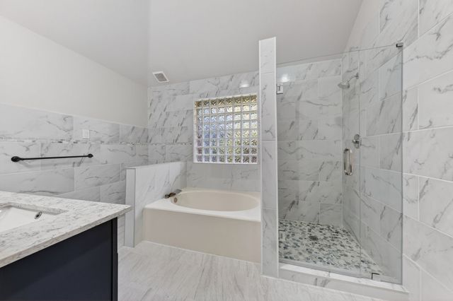 607 Rawlins Drive, Lancaster, TX 75146