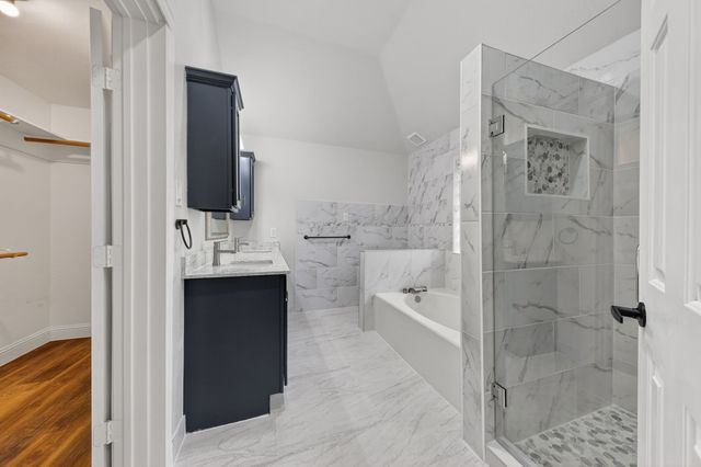 607 Rawlins Drive, Lancaster, TX 75146