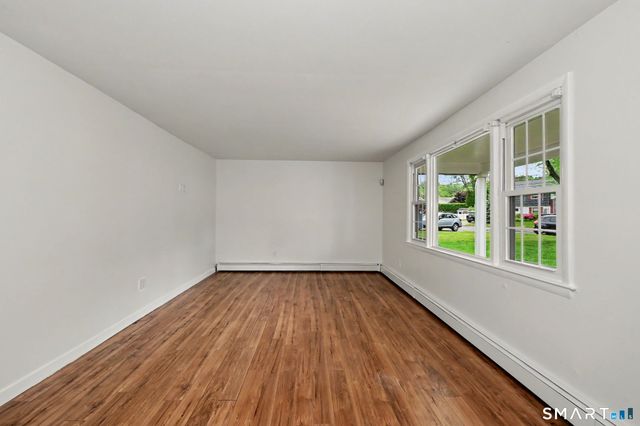 44 Barmore Drive West, Stamford, CT 06905