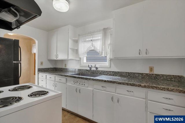 648-658 Breys Av NE, Salem, OR 97301