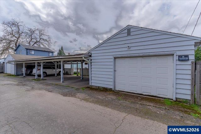 648-658 Breys Av NE, Salem, OR 97301