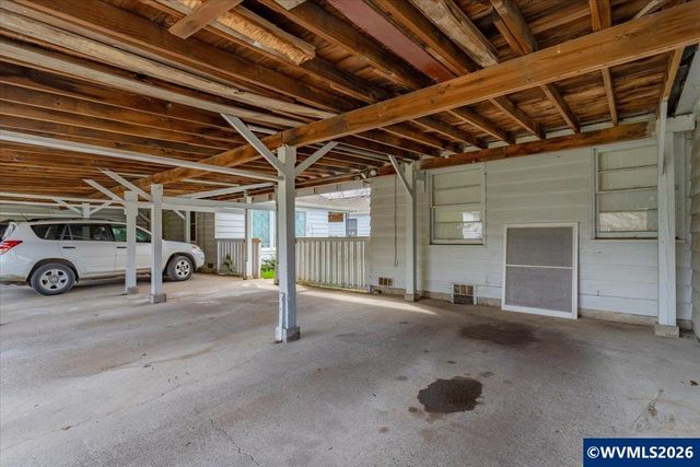 648-658 Breys Av NE, Salem, OR 97301