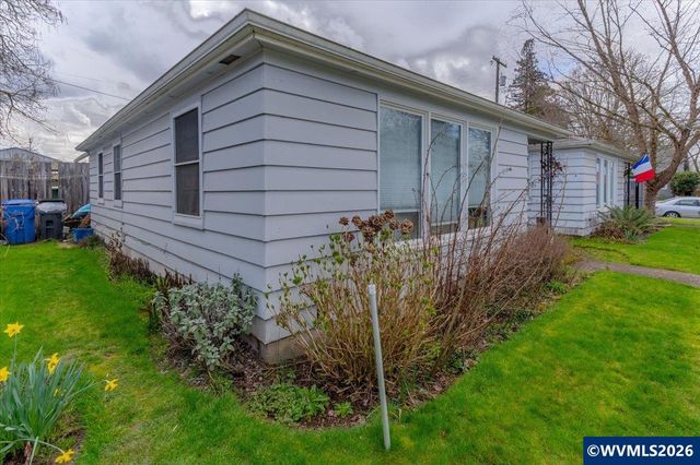 648-658 Breys Av NE, Salem, OR 97301