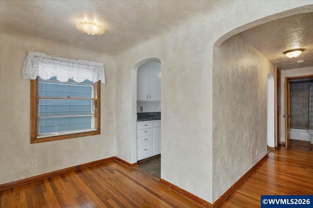 648-658 Breys Av NE, Salem, OR 97301