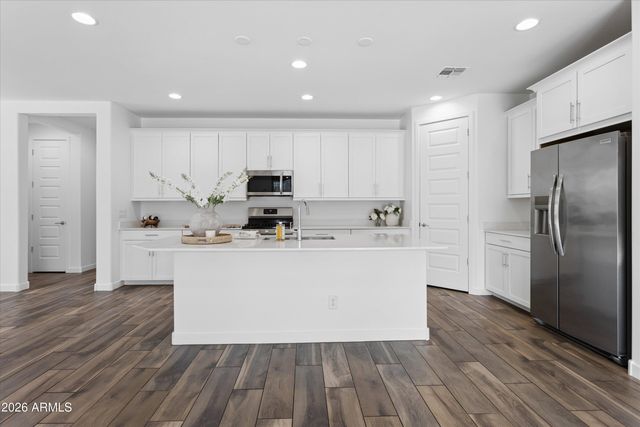 2531 W Hidalgo Avenue, Phoenix, AZ 85041