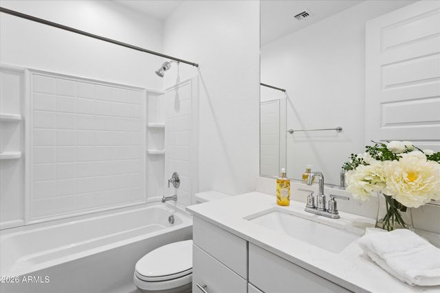 2531 W Hidalgo Avenue, Phoenix, AZ 85041
