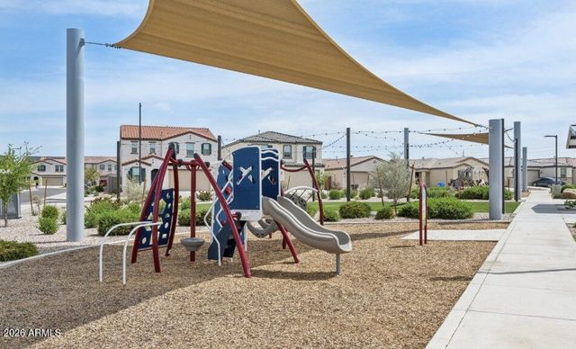 2531 W Hidalgo Avenue, Phoenix, AZ 85041