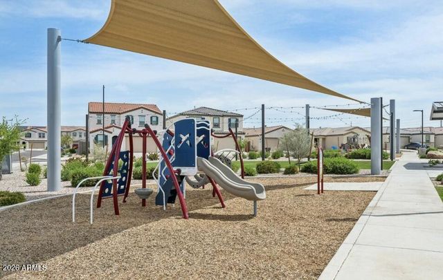 2531 W Hidalgo Avenue, Phoenix, AZ 85041