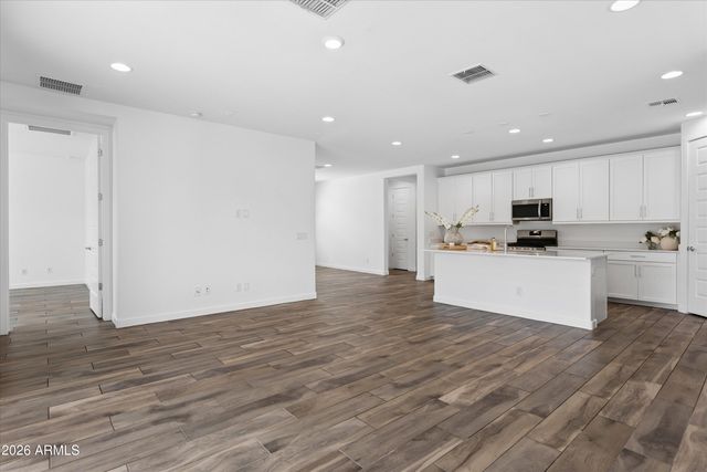2531 W Hidalgo Avenue, Phoenix, AZ 85041