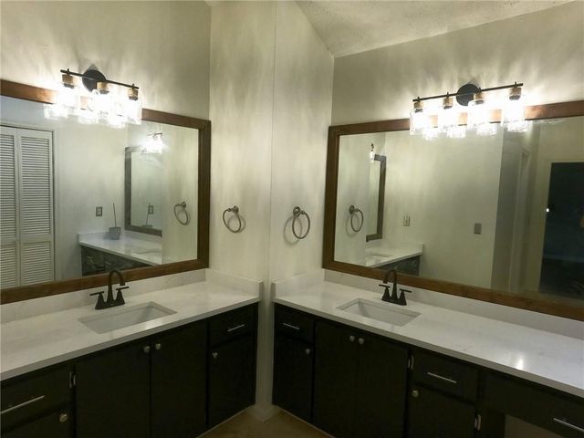 510 Wood Valley Trc, Roswell, GA 30076