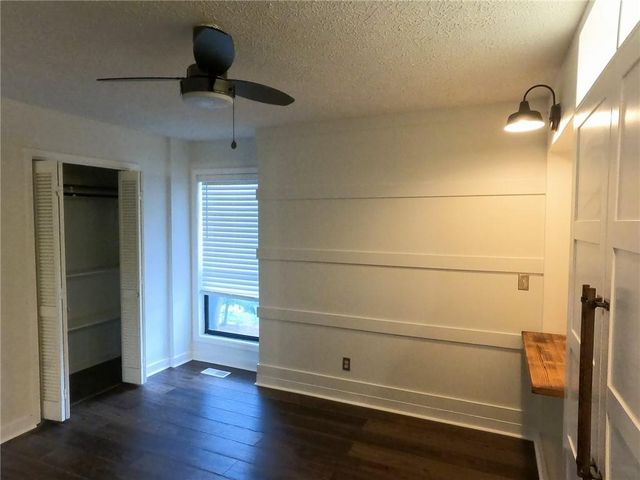 510 Wood Valley Trc, Roswell, GA 30076