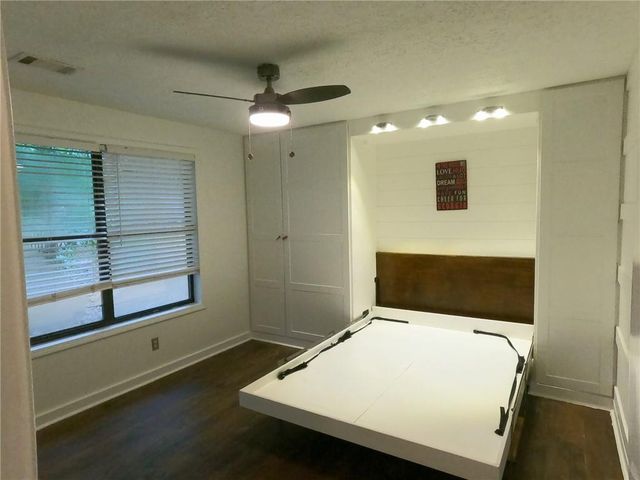 510 Wood Valley Trc, Roswell, GA 30076