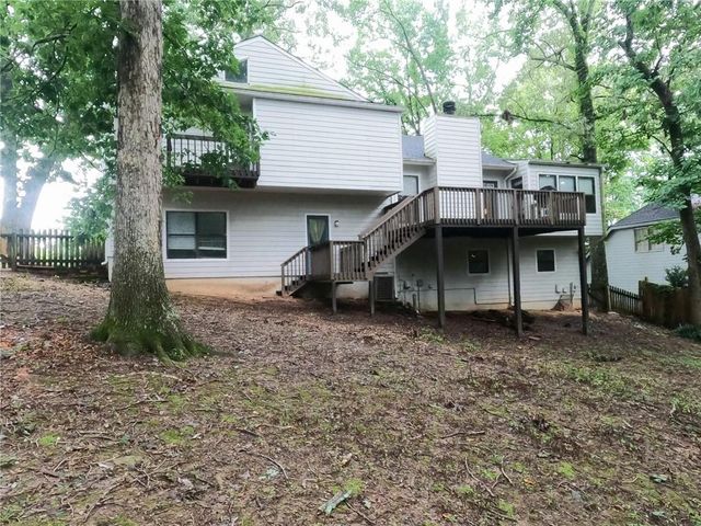 510 Wood Valley Trc, Roswell, GA 30076