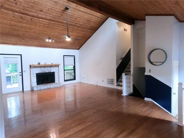 510 Wood Valley Trc, Roswell, GA 30076