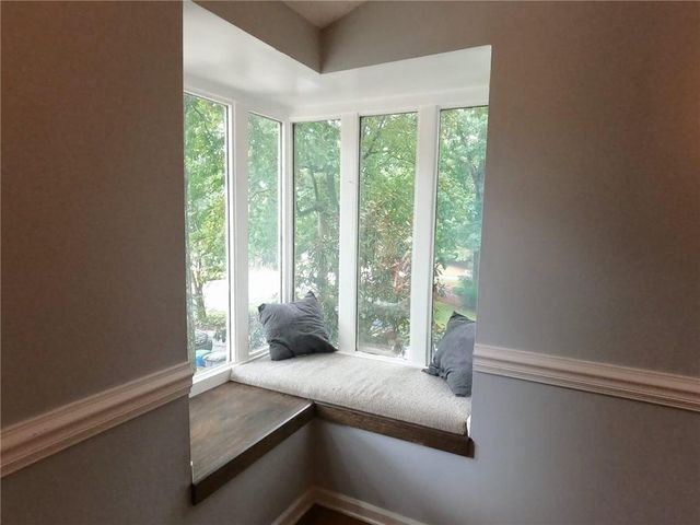 510 Wood Valley Trc, Roswell, GA 30076