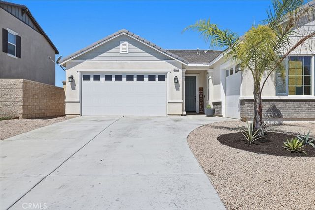 31577 Tudor Court, Menifee, CA 92584