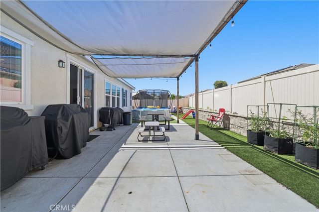 31577 Tudor Court, Menifee, CA 92584