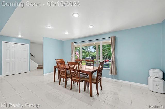 3426 Hadden Road, Rochester Hills, MI 48306