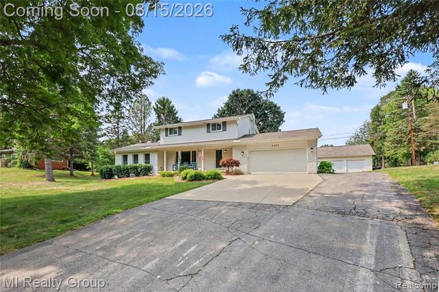 3426 Hadden Road, Rochester Hills, MI 48306