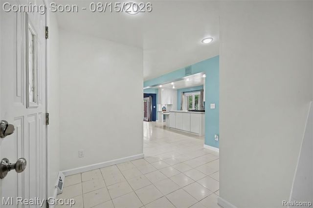 3426 Hadden Road, Rochester Hills, MI 48306