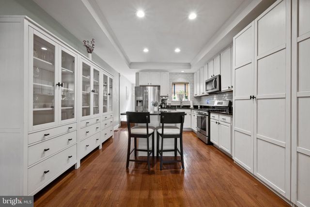 615 S CLINTON ST, Baltimore, MD 21224