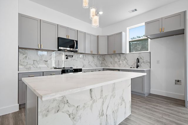 7078 Cedar Valley Drive, Whitney, TX 76692