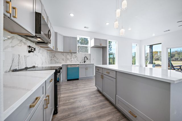 7078 Cedar Valley Drive, Whitney, TX 76692