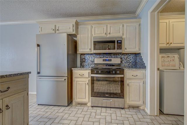 3782 Apex Court, Norman, OK 73072