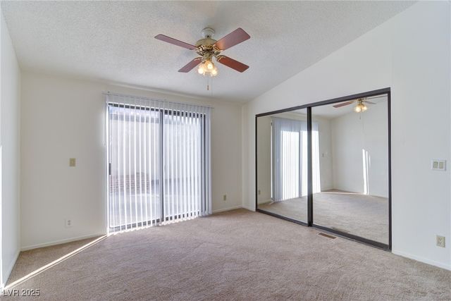 5540 Hobble Creek Drive, Las Vegas, NV 89120