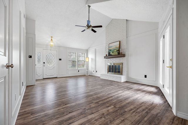 2925 Waterfront Drive, Garland, TX 75042