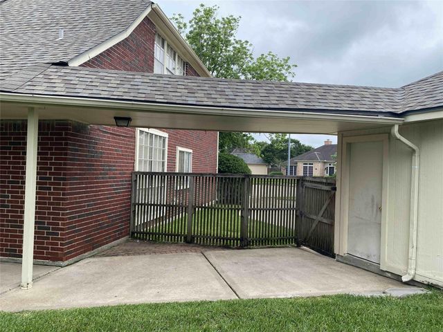 3207 Breckinridge Court, Missouri City, TX 77459