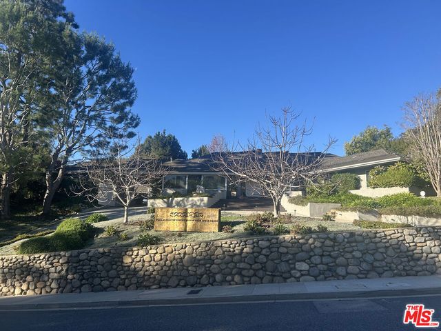 917 Oxford Way, Beverly Hills, CA 90210