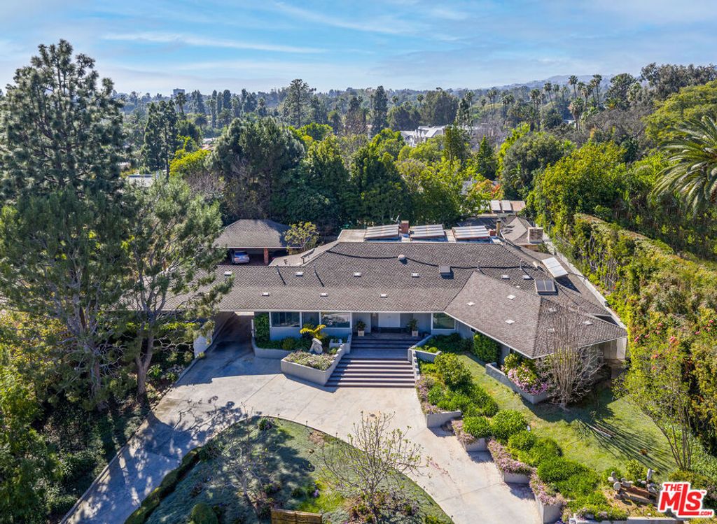 917 Oxford Way, Beverly Hills, CA 90210