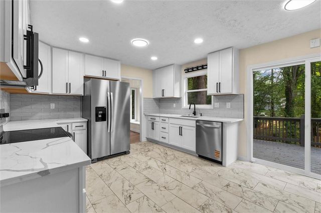 355 Mckees Rock Lane, Lawrenceville, GA 30044