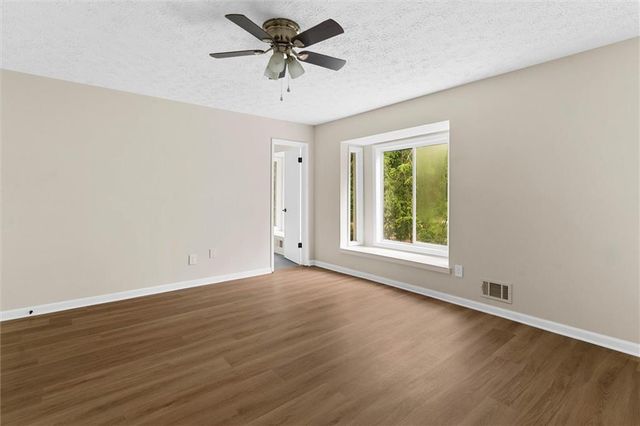 355 Mckees Rock Lane, Lawrenceville, GA 30044