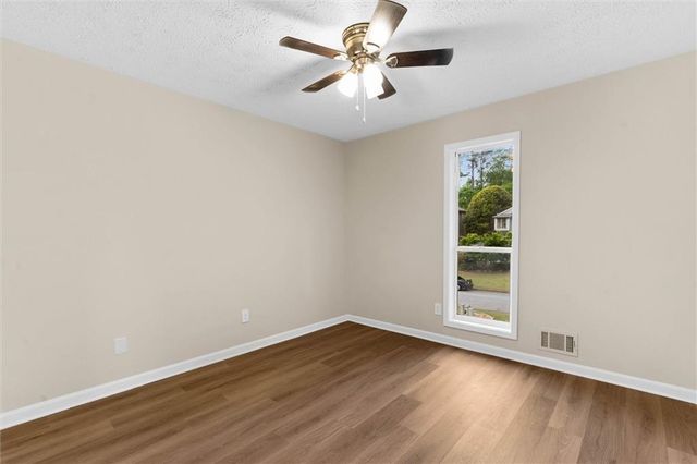 355 Mckees Rock Lane, Lawrenceville, GA 30044