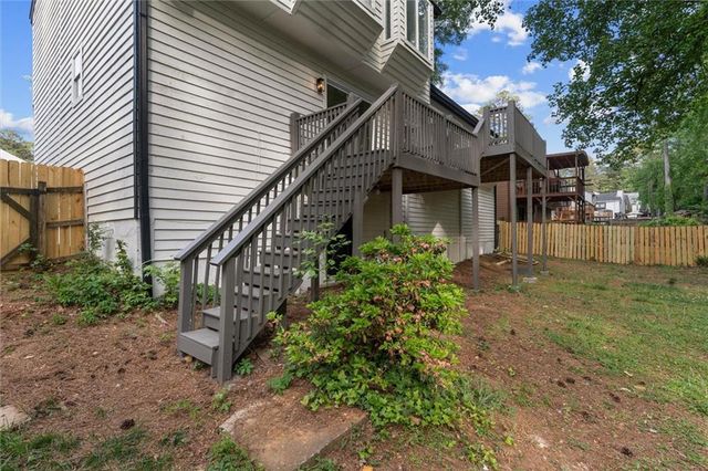 355 Mckees Rock Lane, Lawrenceville, GA 30044