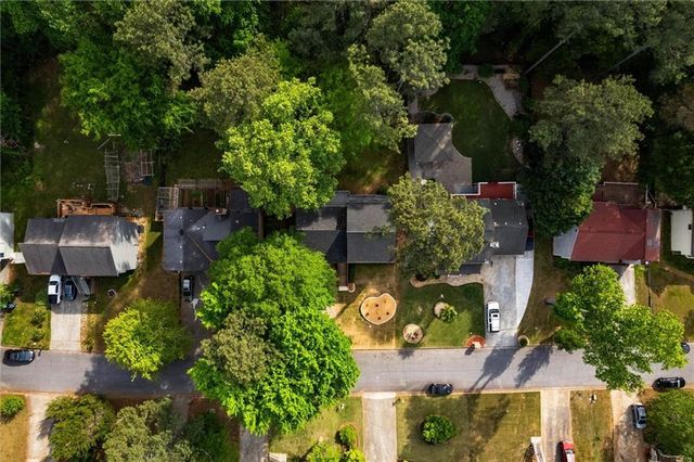 355 Mckees Rock Lane, Lawrenceville, GA 30044