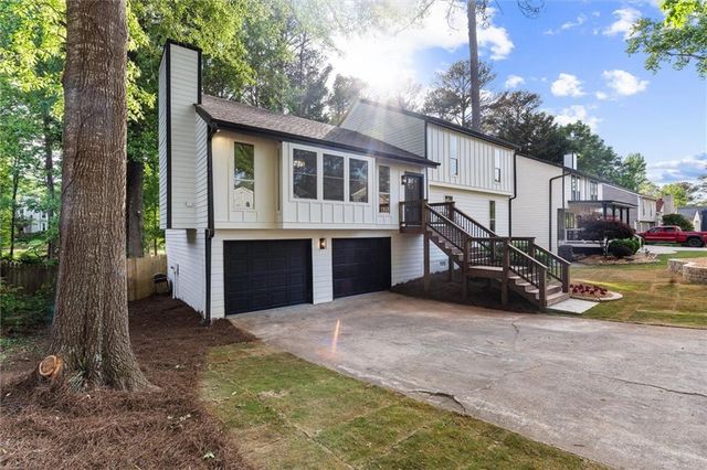 355 Mckees Rock Lane, Lawrenceville, GA 30044