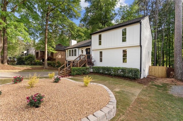355 Mckees Rock Lane, Lawrenceville, GA 30044