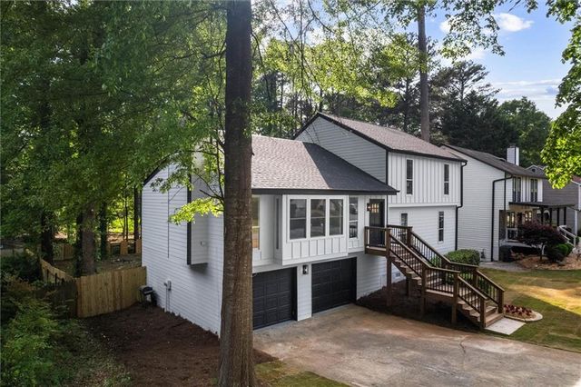 355 Mckees Rock Lane, Lawrenceville, GA 30044