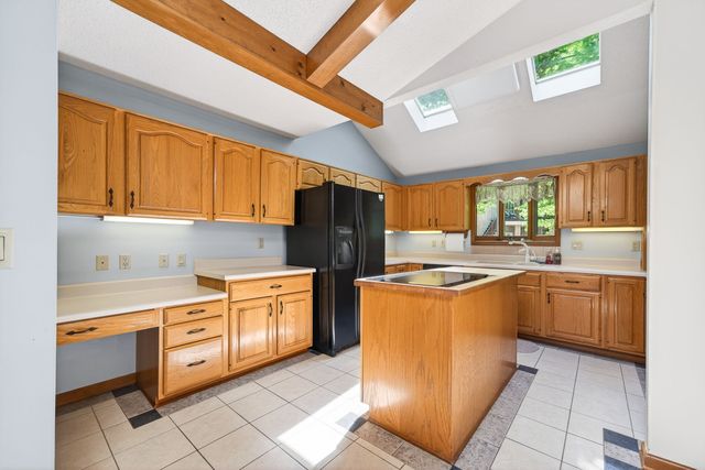 167 Markham Ln, Crossville, TN 38558