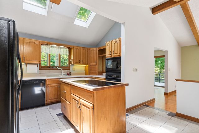 167 Markham Ln, Crossville, TN 38558
