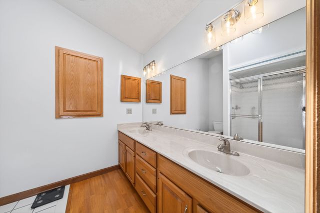 167 Markham Ln, Crossville, TN 38558