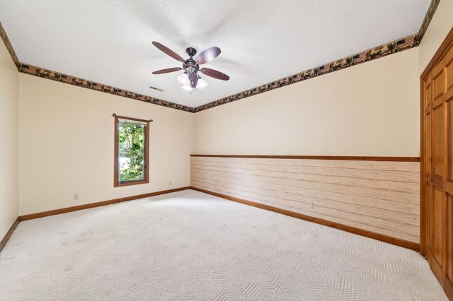 167 Markham Ln, Crossville, TN 38558