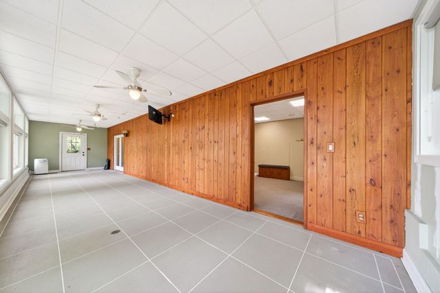 167 Markham Ln, Crossville, TN 38558