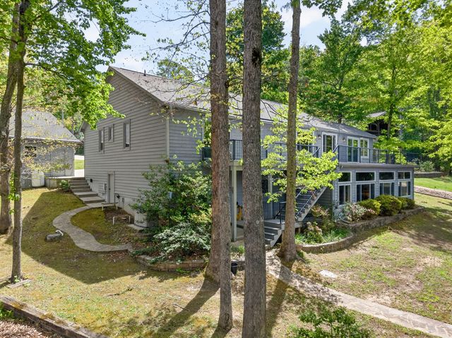 167 Markham Ln, Crossville, TN 38558