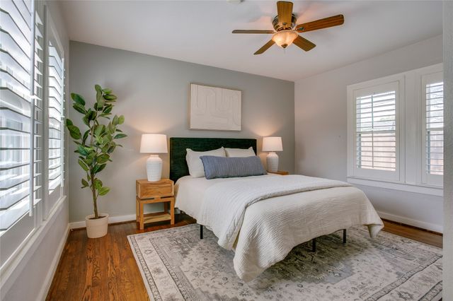 2745 Ivandell Avenue, Dallas, TX 75211
