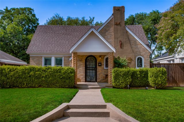 2745 Ivandell Avenue, Dallas, TX 75211